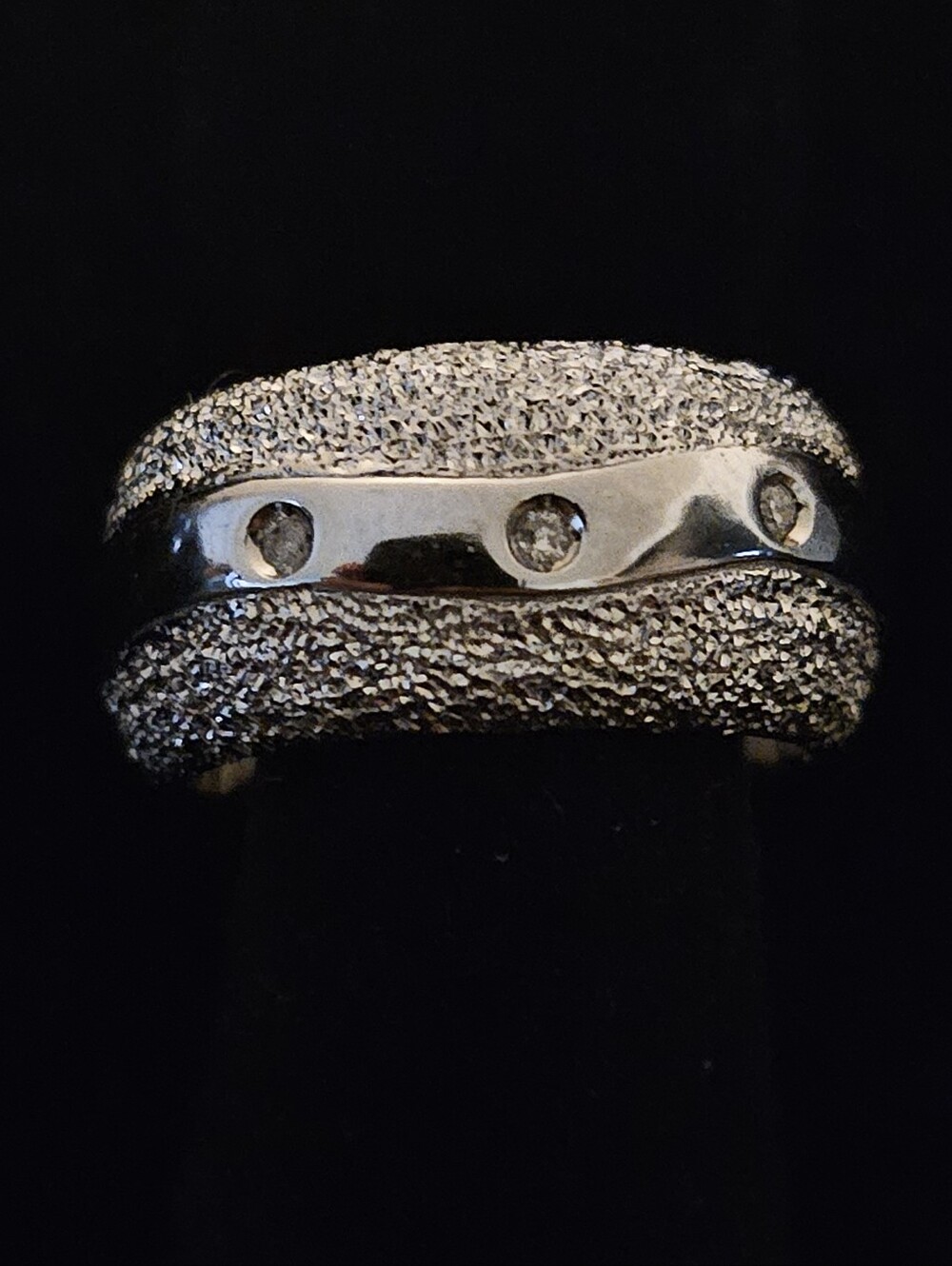 .925 Sterling Silver Textured Cocktail Ring with Diamonds Size 5
